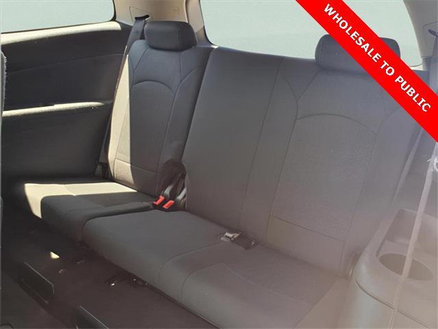 used 2014 Chevrolet Traverse car, priced at $5,000