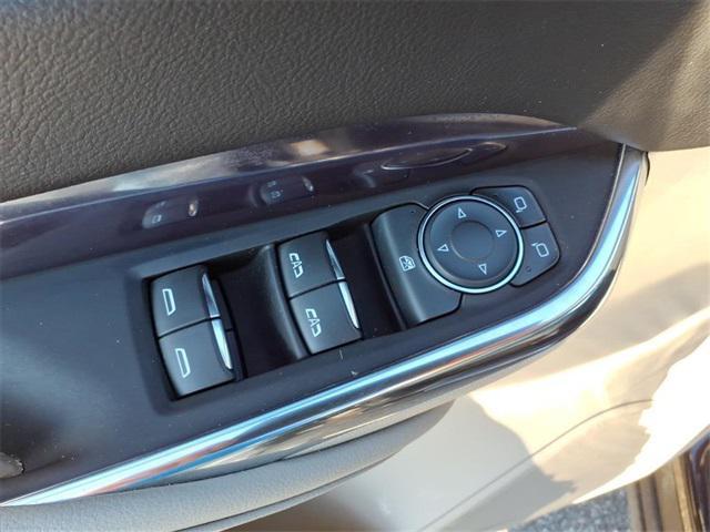 used 2023 Cadillac XT4 car, priced at $28,000