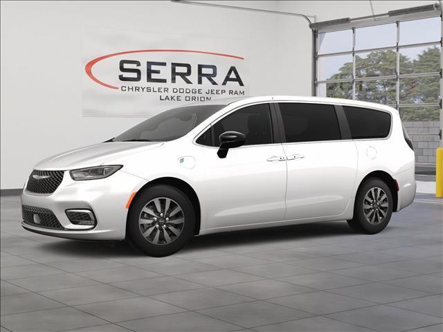 new 2025 Chrysler Pacifica Hybrid car, priced at $42,409