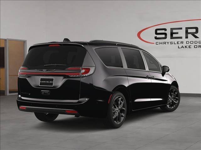 new 2024 Chrysler Pacifica car, priced at $41,655