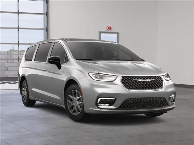 new 2024 Chrysler Pacifica car, priced at $39,903