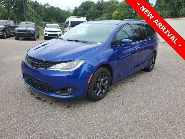 used 2019 Chrysler Pacifica car, priced at $17,000