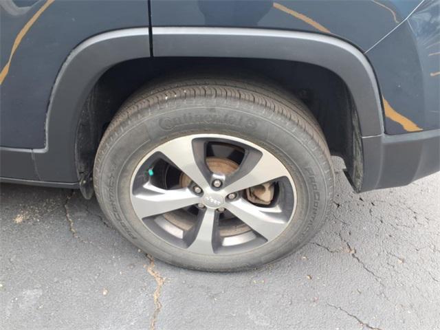used 2020 Jeep Cherokee car, priced at $18,500