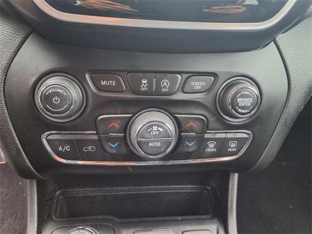 used 2020 Jeep Cherokee car, priced at $18,500