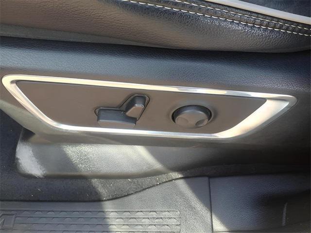 used 2025 Ram 1500 car, priced at $45,000