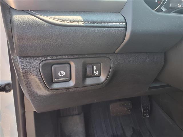 used 2023 GMC Acadia car, priced at $29,000