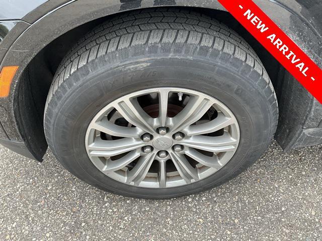 used 2018 Cadillac XT5 car, priced at $15,500