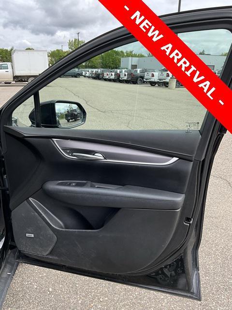 used 2018 Cadillac XT5 car, priced at $15,500