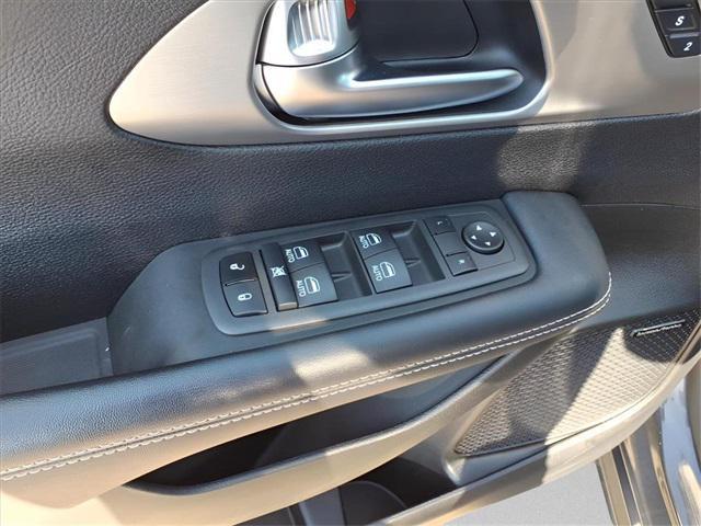 used 2022 Chrysler Pacifica car, priced at $30,000