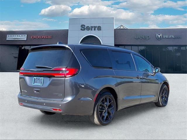 used 2022 Chrysler Pacifica car, priced at $30,000