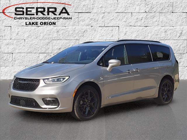 used 2021 Chrysler Pacifica car, priced at $32,500