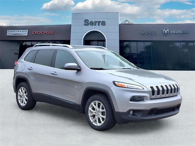 used 2015 Jeep Cherokee car, priced at $6,500