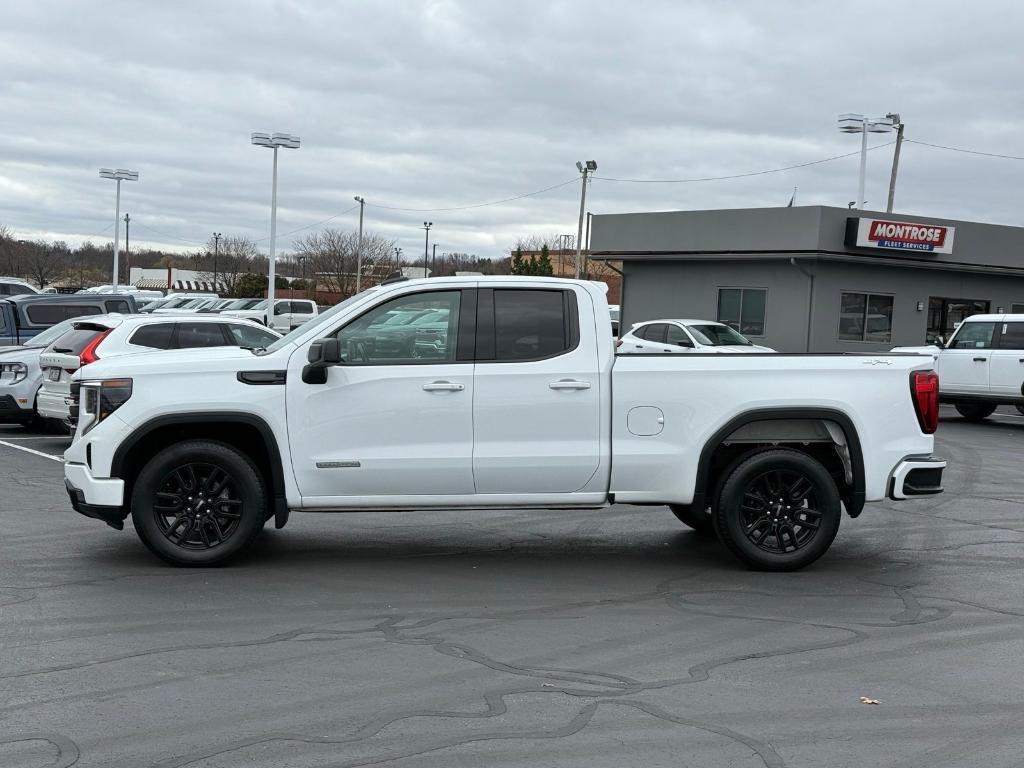 used 2023 GMC Sierra 1500 car, priced at $40,511