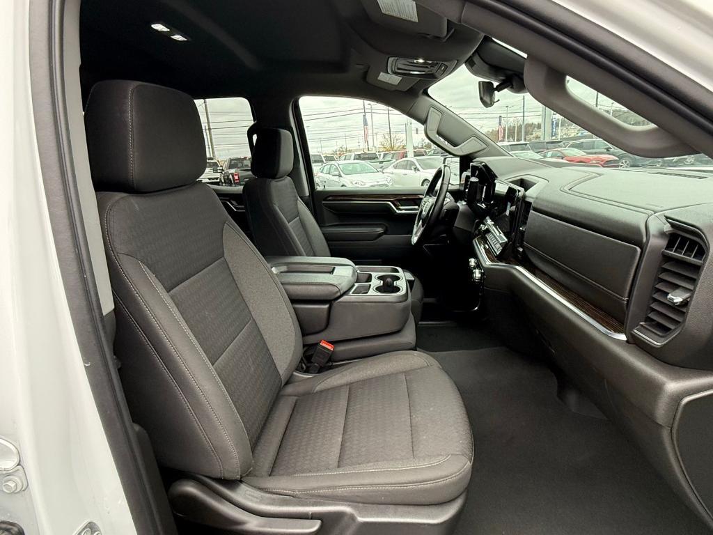 used 2023 GMC Sierra 1500 car, priced at $40,511