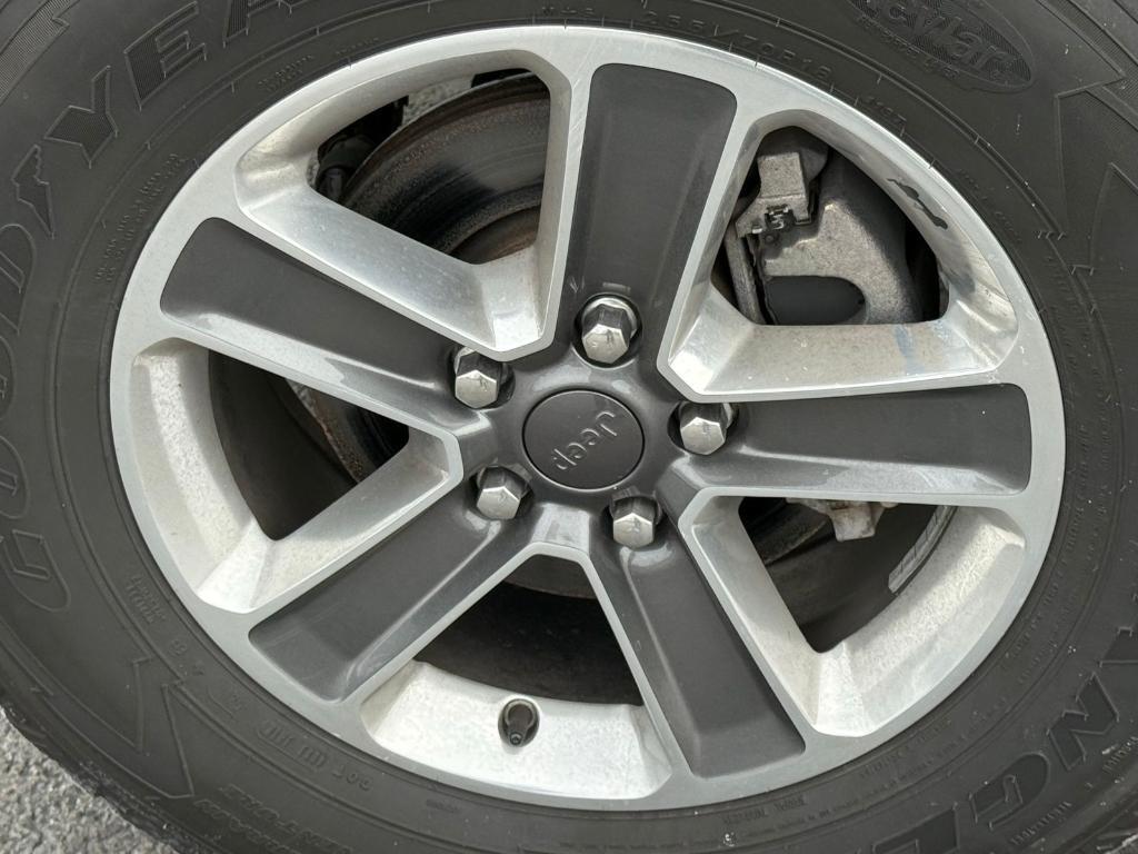 used 2021 Jeep Wrangler Unlimited car, priced at $29,911