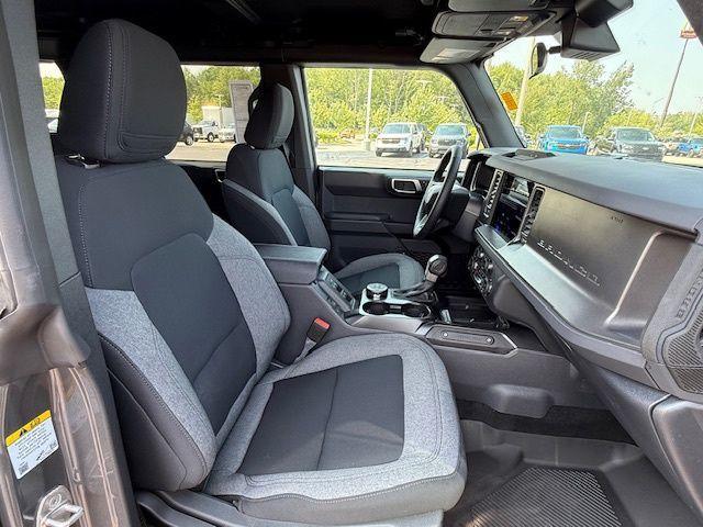 new 2025 Ford Bronco car, priced at $44,252
