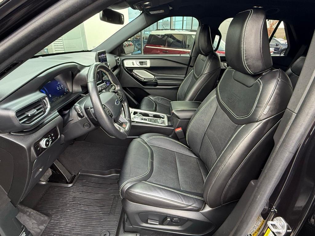 used 2023 Ford Explorer car, priced at $39,611
