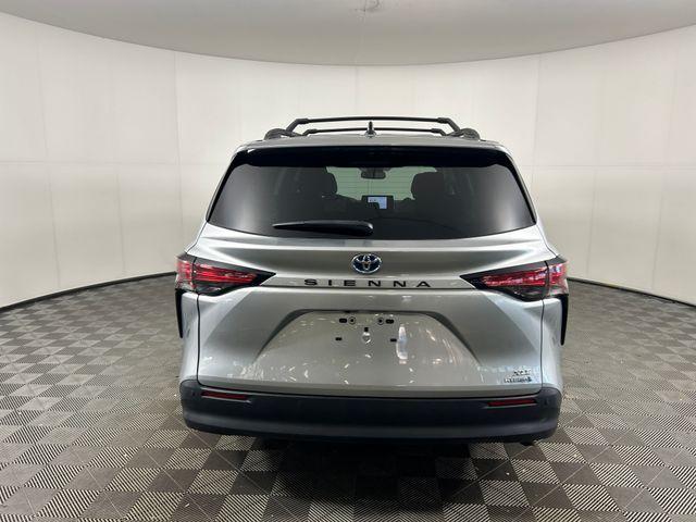 used 2021 Toyota Sienna car, priced at $38,632