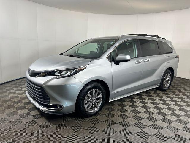 used 2021 Toyota Sienna car, priced at $38,632