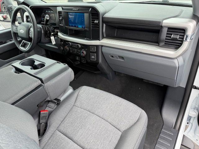 new 2025 Ford F-350 car, priced at $53,407