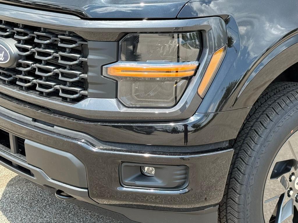 new 2025 Ford F-150 car, priced at $49,710