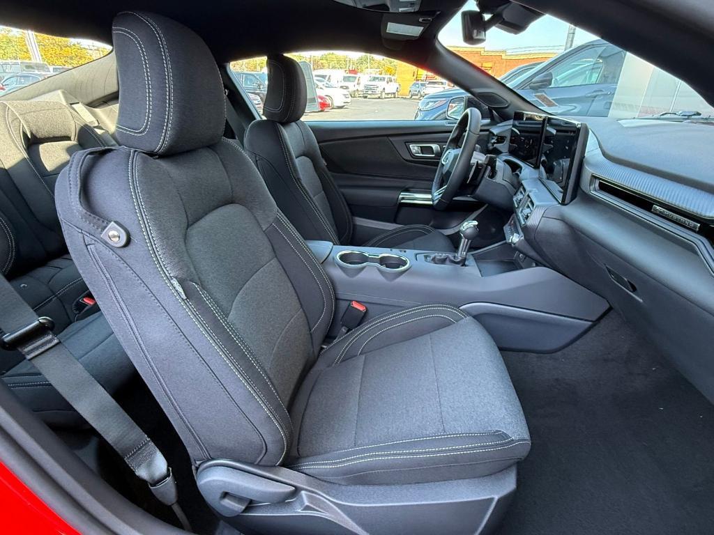 new 2025 Ford Mustang car