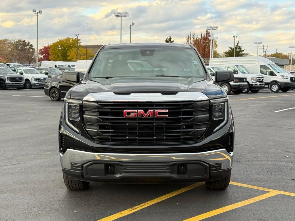 used 2023 GMC Sierra 1500 car, priced at $35,711
