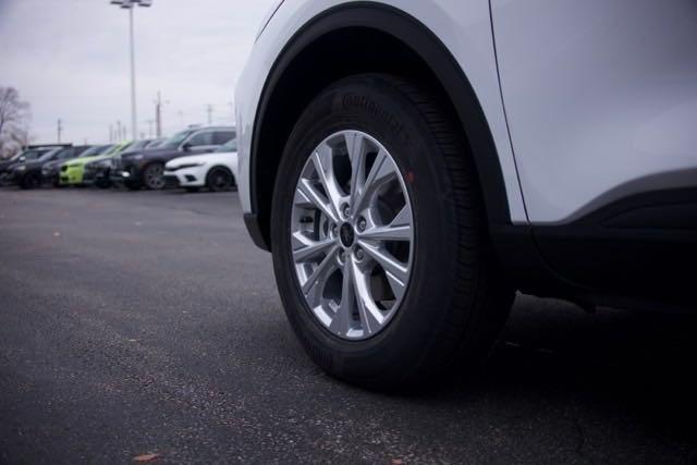 new 2025 Ford Escape car, priced at $31,385