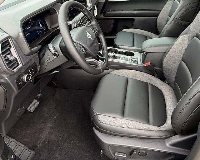 new 2025 Ford Bronco Sport car, priced at $36,947