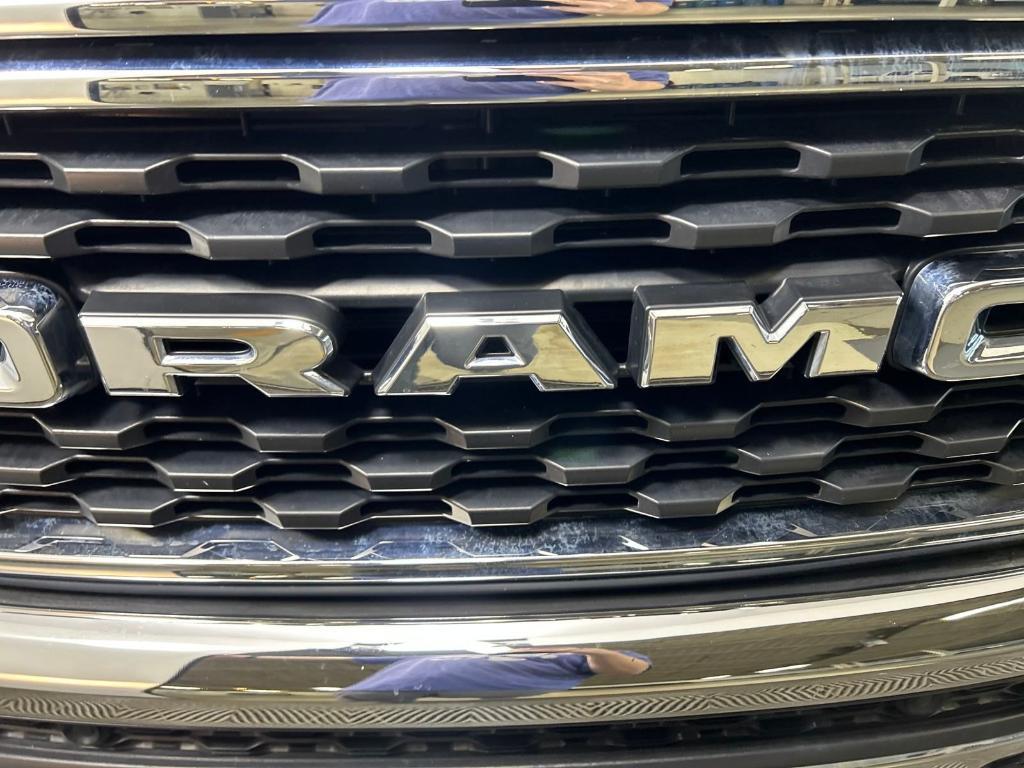 used 2022 Ram 1500 car, priced at $35,202