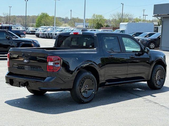 new 2025 Ford Maverick car, priced at $39,235