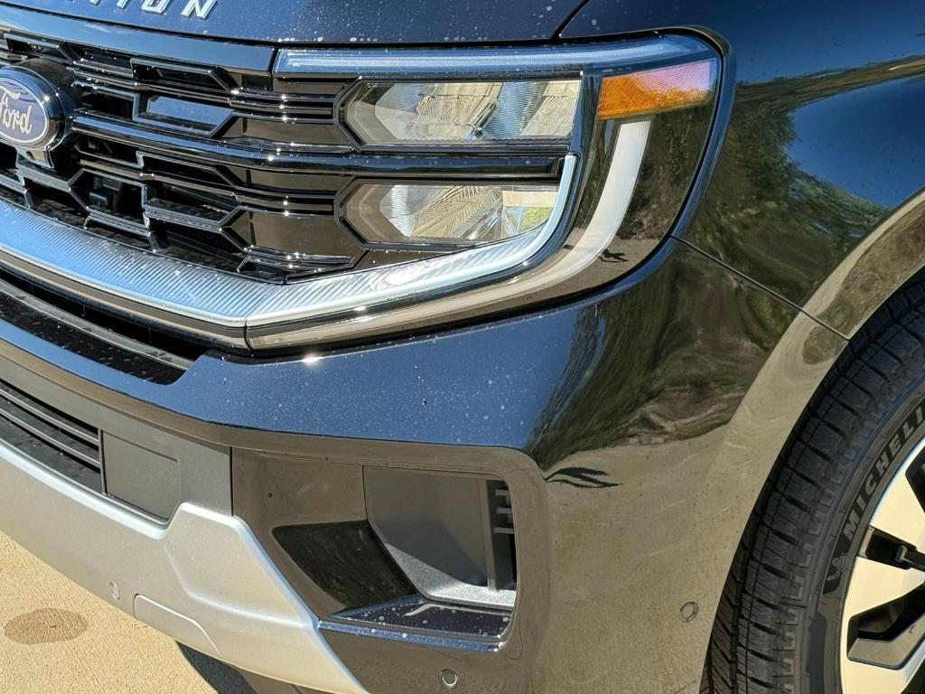 new 2025 Ford Expedition Max car, priced at $92,745