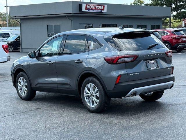 new 2025 Ford Escape car, priced at $30,445