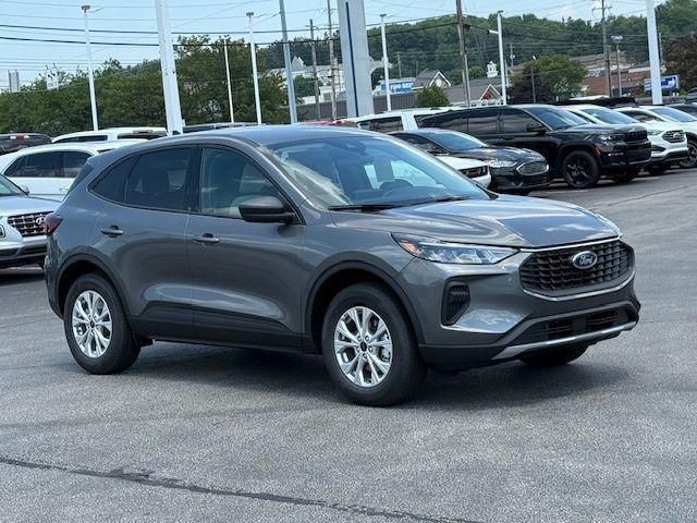 new 2025 Ford Escape car, priced at $30,445