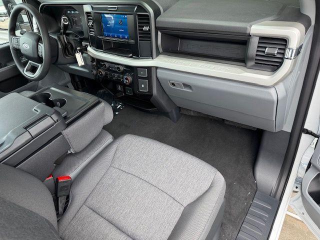 new 2025 Ford F-350 car, priced at $51,189