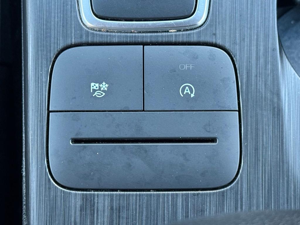 used 2022 Ford Escape car, priced at $23,026