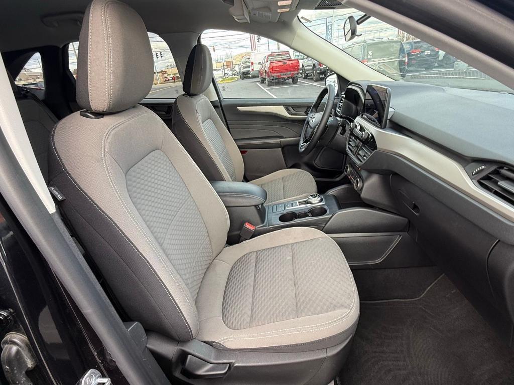 used 2022 Ford Escape car, priced at $23,026