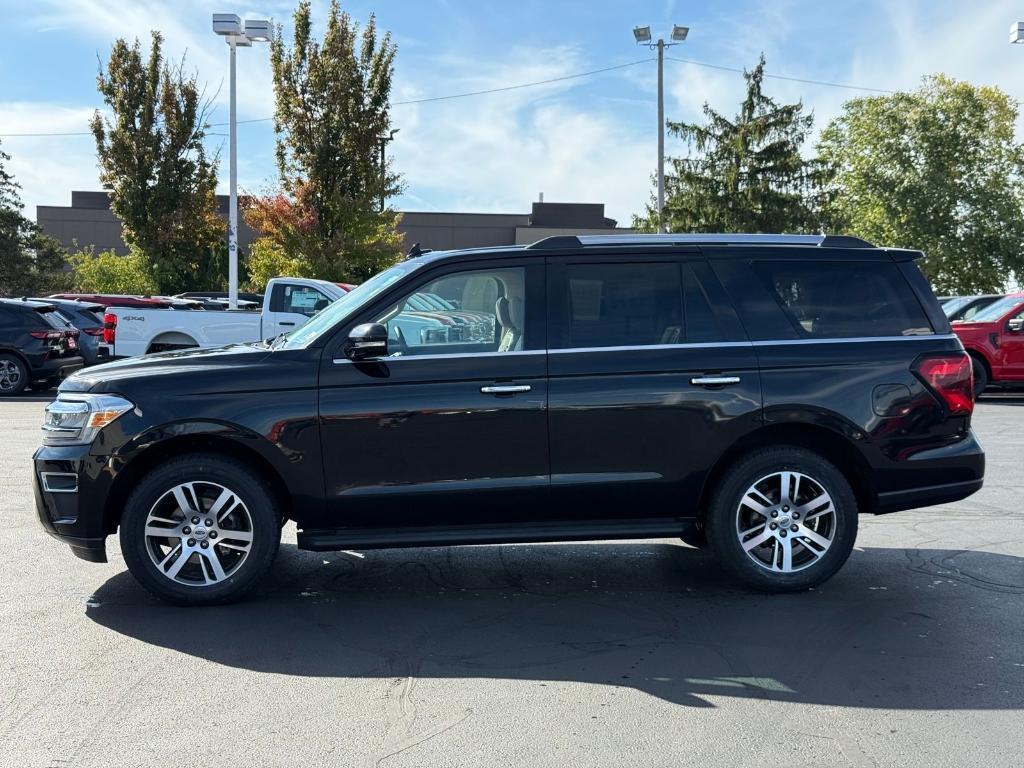 used 2024 Ford Expedition car, priced at $52,172