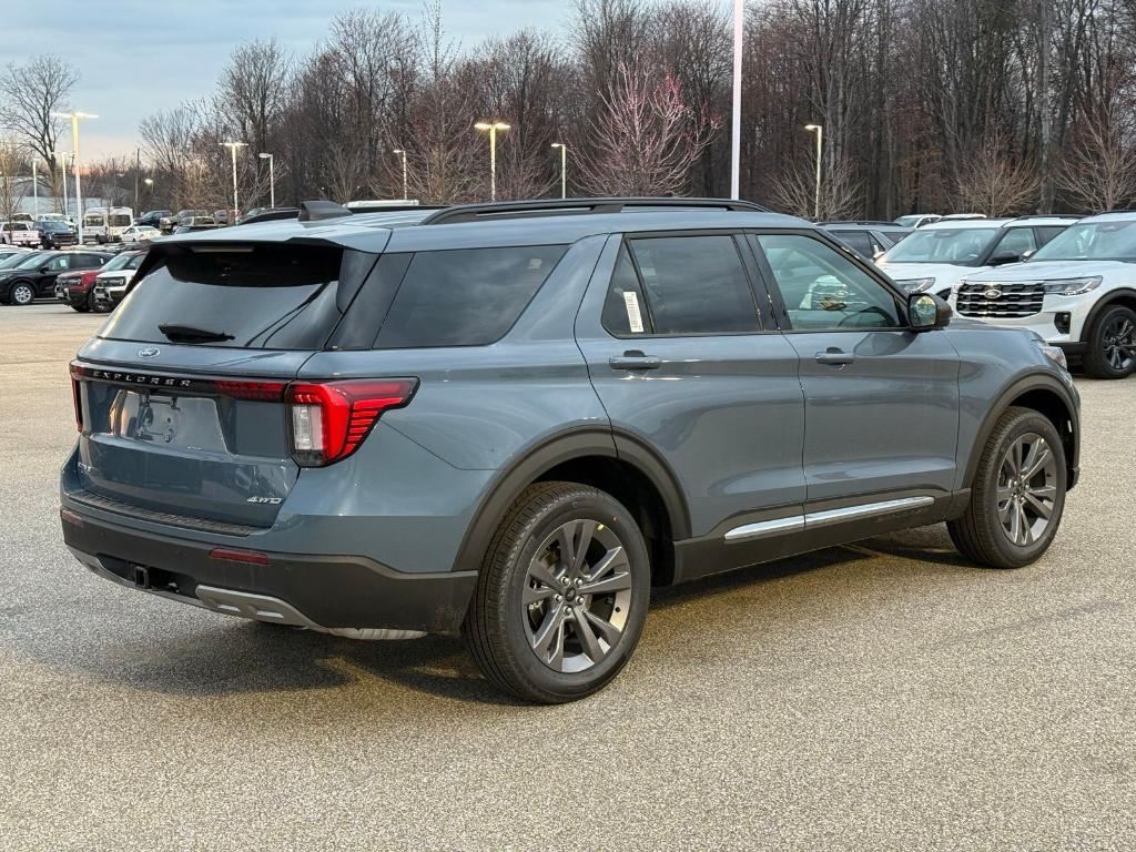 new 2025 Ford Explorer car, priced at $49,095