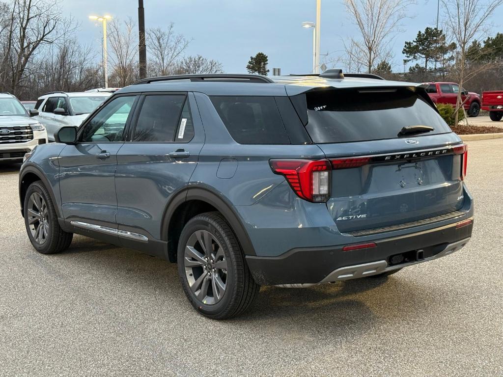 new 2025 Ford Explorer car, priced at $49,095
