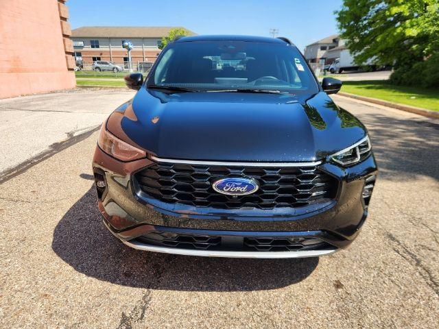 new 2024 Ford Escape car, priced at $39,115