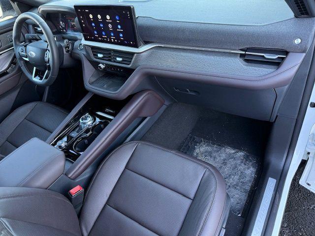 new 2025 Ford Explorer car, priced at $58,610