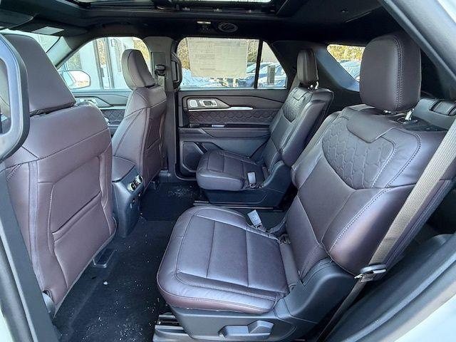 new 2025 Ford Explorer car, priced at $58,610