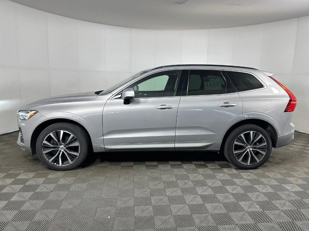 used 2022 Volvo XC60 car, priced at $22,700