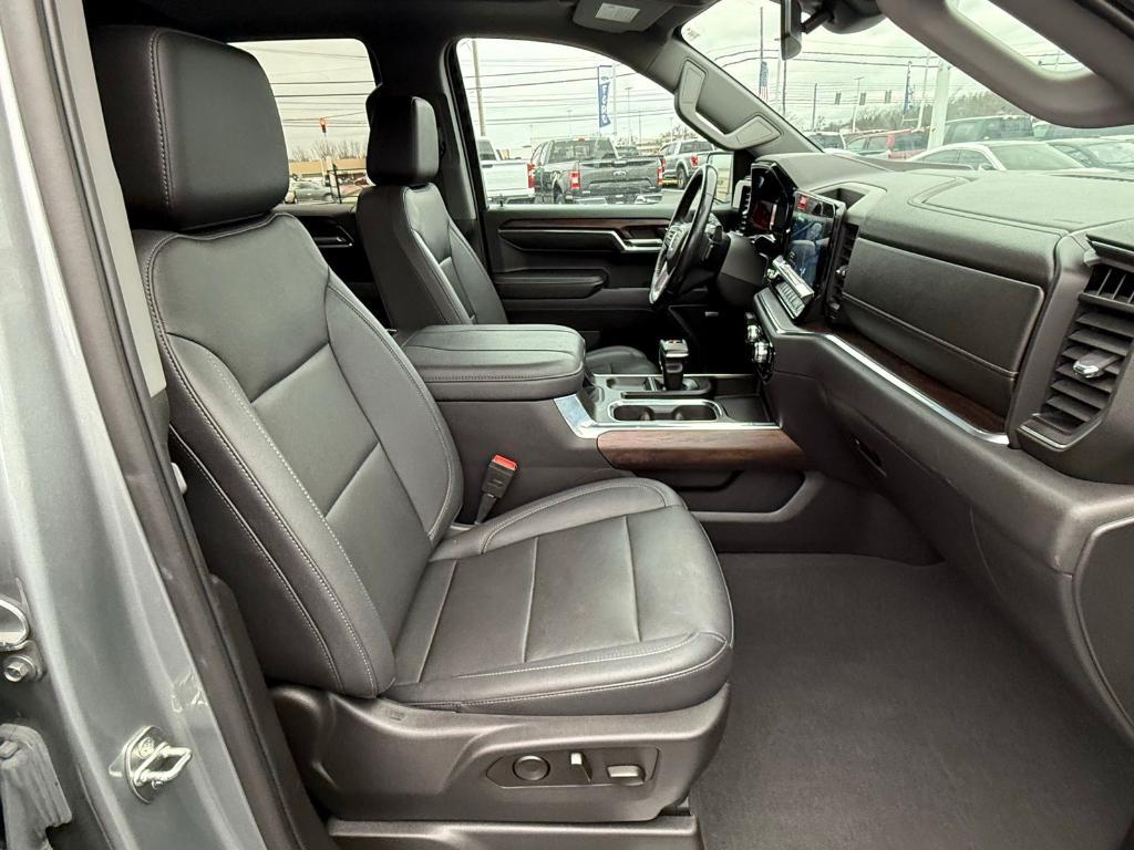 used 2023 GMC Sierra 1500 car, priced at $45,911