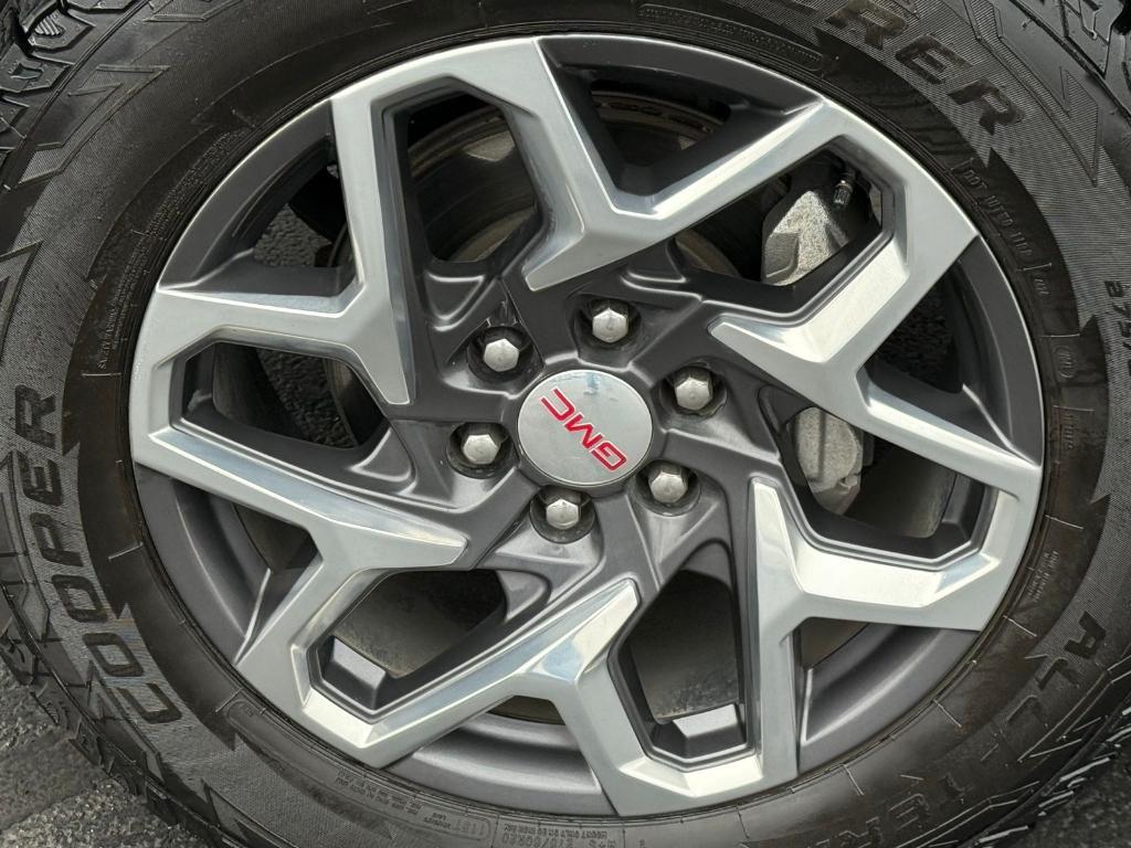 used 2023 GMC Sierra 1500 car, priced at $45,911