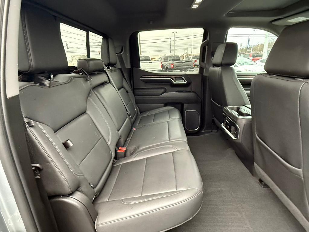 used 2023 GMC Sierra 1500 car, priced at $45,911