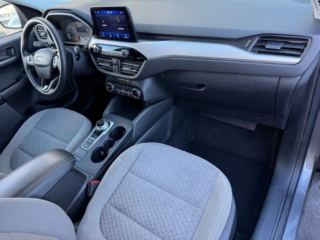 used 2022 Ford Escape car, priced at $21,667