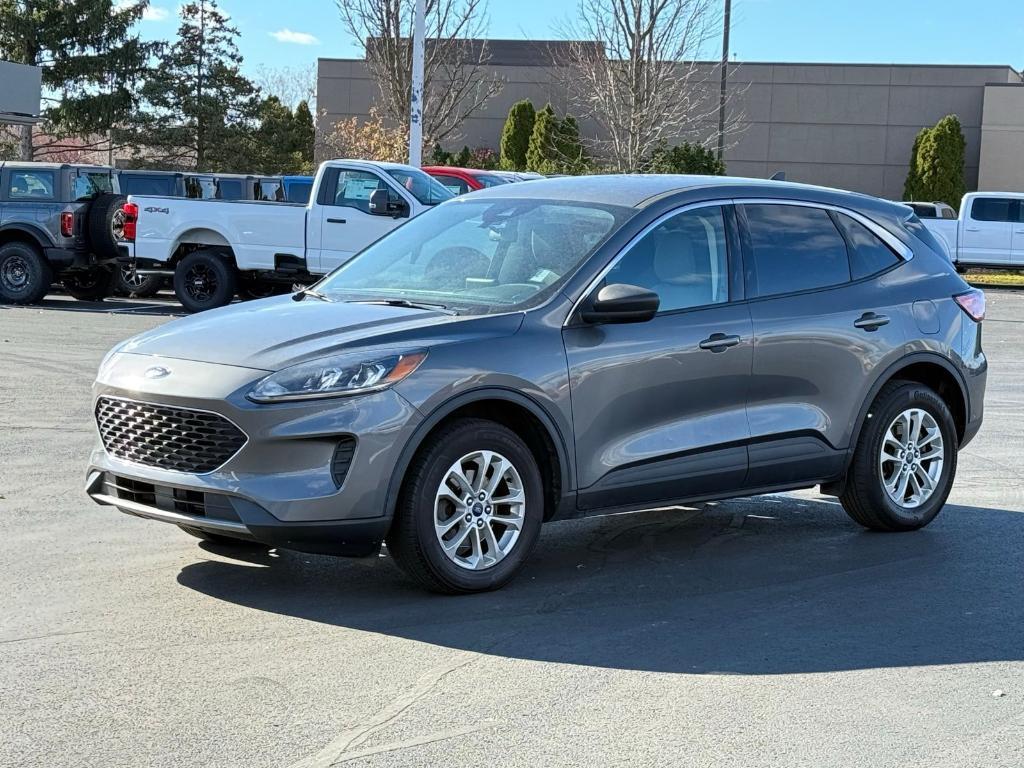 used 2022 Ford Escape car, priced at $21,667