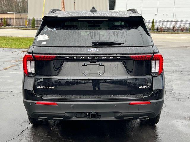 new 2025 Ford Explorer car